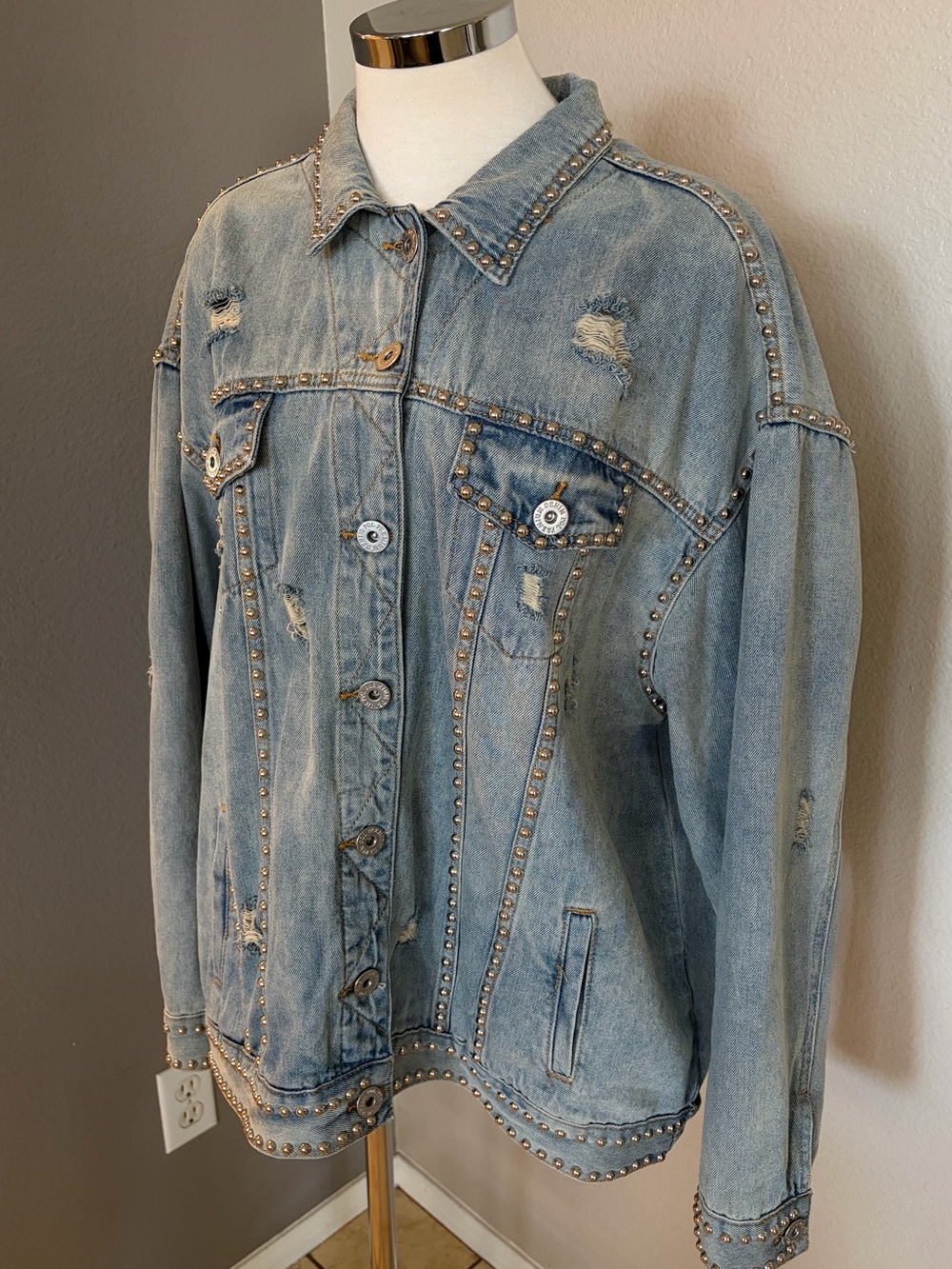 Vici Denim Jacket - Picture 10 of 12